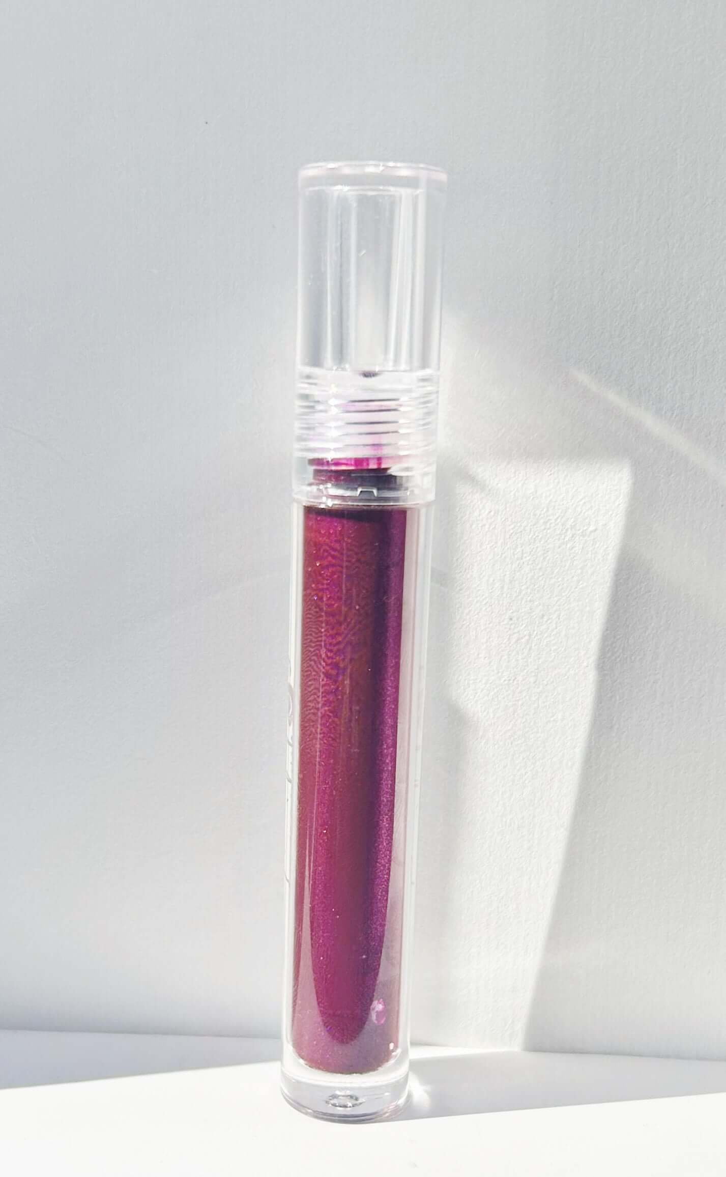 Liquid matte lipstick